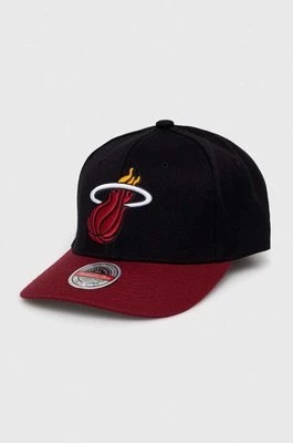 Zdjęcie produktu Mitchell&Ness czapka z daszkiem z domieszką wełny Miami Heat kolor czarny z aplikacją