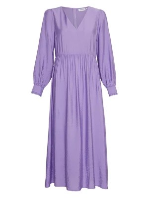 Zdjęcie produktu MOSS COPENHAGEN Sukienka "Ingelina Ladonna" w kolorze fioletowym rozmiar: M
