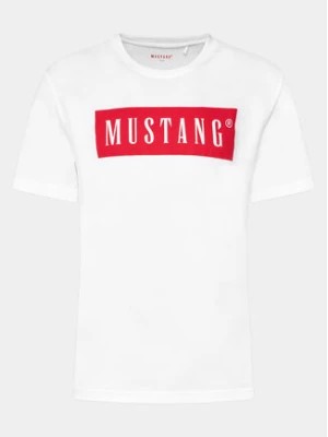 Zdjęcie produktu Mustang T-Shirt 1014749 Biały Regular Fit