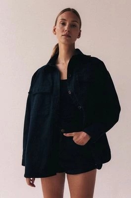 Zdjęcie produktu MUUV. koszula bawełniana oversize SHAY damska kolor czarny relaxed z kołnierzykiem klasycznym