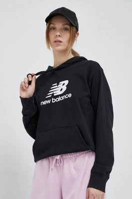Zdjęcie produktu New Balance bluza damska kolor czarny z kapturem wzorzysta