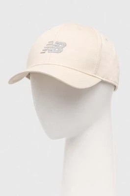 Zdjęcie produktu New Balance czapka z daszkiem bawełniana LAH41013LIN kolor beżowy z aplikacją