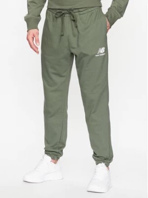 Zdjęcie produktu New Balance Spodnie dresowe MP31539 Zielony Regular Fit