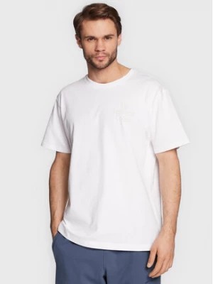 Zdjęcie produktu New Balance T-Shirt MT23502 Biały Relaxed Fit