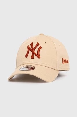 Zdjęcie produktu New Era czapka z daszkiem bawełniana dziecięca NEW YORK YANKEES kolor beżowy z aplikacją