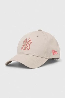 Zdjęcie produktu New Era czapka z daszkiem bawełniana kolor szary z aplikacją NEW YORK YANKEES