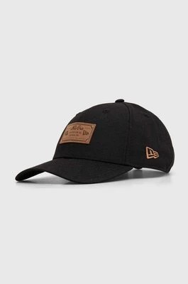 Zdjęcie produktu New Era czapka z daszkiem kolor czarny z aplikacją