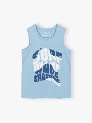 Zdjęcie produktu Niebieska koszulka chłopięca bez rękawów z bawełny Lincoln & Sharks by 5.10.15.