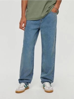 Zdjęcie produktu Niebieskie jeansy straight fit z efektem sprania House