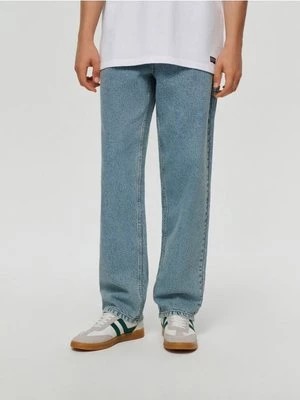 Zdjęcie produktu Niebieskie jeansy straight fit z kieszeniami House