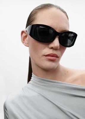 Zdjęcie produktu Okulary przeciwsłoneczne w owalnej oprawce Mango