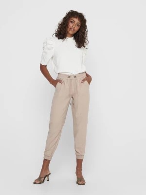Zdjęcie produktu ONLY Spodnie "Onlkelda-Emery" w kolorze beżowym rozmiar: 36/L34
