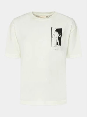 Zdjęcie produktu Outhorn T-Shirt OTHAW23TTSHM0936 Biały Regular Fit