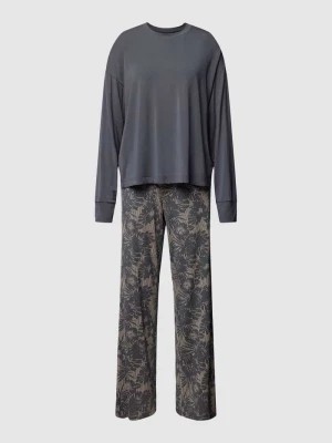 Zdjęcie produktu Piżama z kwiatowym wzorem model ‘Selcted Premium’ Schiesser