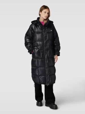 Zdjęcie produktu Płaszcz pikowany z kieszeniami z patką model ‘PILLOW BUBBLE’ Levi's®