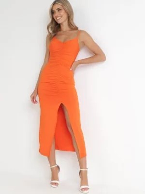 Zdjęcie produktu Pomarańczowa Dopasowana Sukienka Midi z Marszczeniem i Rozcięciem Heidrun