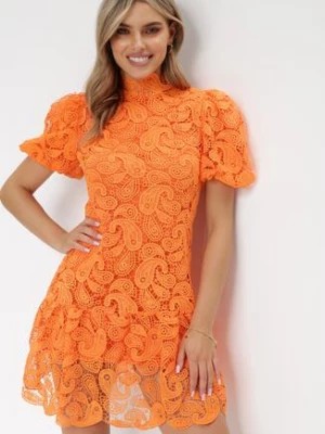 Zdjęcie produktu Pomarańczowa Koronowa Sukienka ze Stójką i Bufiastym Rękawem Suminori