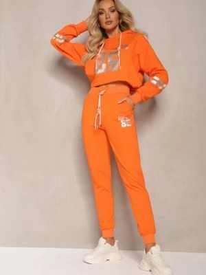 Zdjęcie produktu Pomarańczowe Spodnie Dresowe High Waist Ozdobione Nadrukiem przy Kieszeni Ascira