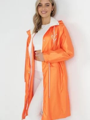 Zdjęcie produktu Pomarańczowy Przeciwdeszczowy Płaszcz z Kapturem i Sznurkiem w Pasie Ayara