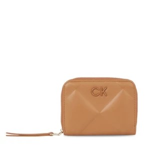 Zdjęcie produktu Portfel damski Calvin Klein Re-Lock Quilt Za Wallet Md K60K610785 Brown Sugar GA5