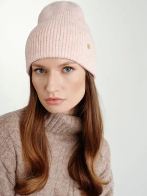 Zdjęcie produktu Pudroworóżowa czapka zimowa damska OCHNIK