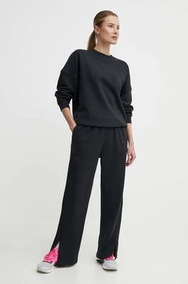 Zdjęcie produktu Reebok Classic spodnie dresowe Wardrobe Essentials kolor czarny gładkie 100075540
