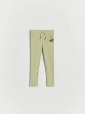 Zdjęcie produktu Reserved - Bawełniane legginsy z naszywką - jasnozielony