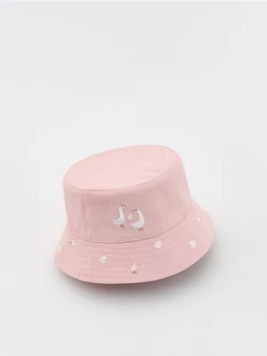 Zdjęcie produktu Reserved - Bucket hat z haftem - pastelowy róż