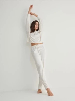 Zdjęcie produktu Reserved - Dwuczęściowa piżama - złamana biel
