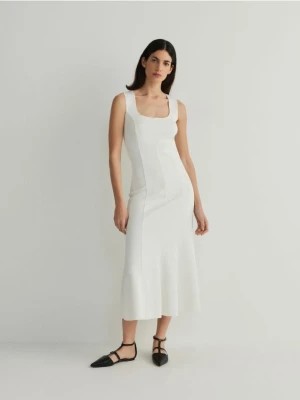 Zdjęcie produktu Reserved - Dzianinowa sukienka midi - kremowy