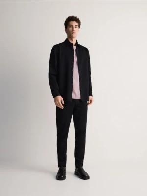 Zdjęcie produktu Reserved - Gładka koszula slim fit z wiskozą - czarny
