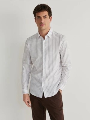 Zdjęcie produktu Reserved - Koszula slim fit w paski - biały