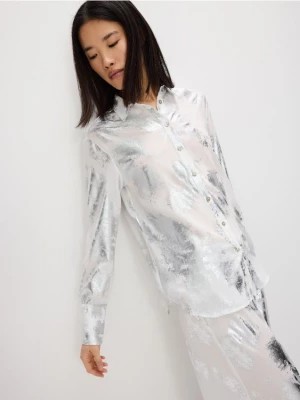 Zdjęcie produktu Reserved - Koszula z metalicznym nadrukiem - złamana biel