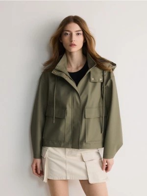 Zdjęcie produktu Reserved - Krótka kurtka przeciwdeszczowa - zielony