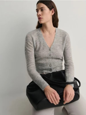Zdjęcie produktu Reserved - Krótki sweter z guzikami - jasnoszary