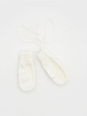 Zdjęcie produktu Reserved - Rękawiczki jednopalczaste na sznurku - złamana biel
