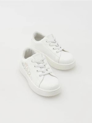 Zdjęcie produktu Reserved - Sneakersy z aplikacją - biały