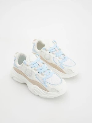 Zdjęcie produktu Reserved - Sneakersy z kolorowymi detalami - biały