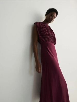 Zdjęcie produktu Reserved - Sukienka maxi z plisowaniem - kasztanowy