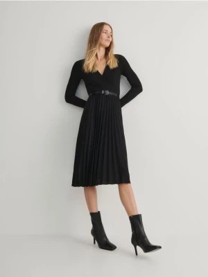 Zdjęcie produktu Reserved - Sukienka midi z plisowaniem - czarny