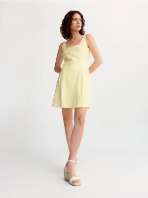 Zdjęcie produktu Reserved - Sukienka mini z wiskozy - jasnożółty