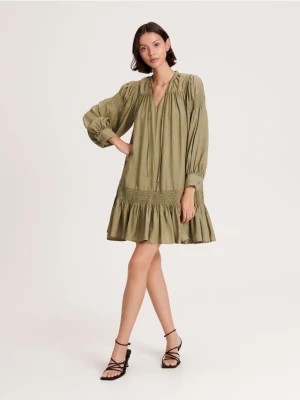 Zdjęcie produktu Reserved - Sukienka z bufiastymi rękawami - zielony