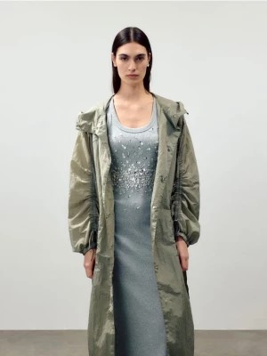 Zdjęcie produktu Reserved - Sukienka z połyskującymi aplikacjami - szary