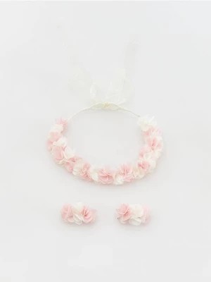 Zdjęcie produktu Reserved - Zestaw opaska i spinki do włosów z kwiatami - złamana biel