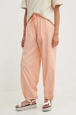 Zdjęcie produktu Rip Curl spodnie bawełniane kolor pomarańczowy fason cargo high waist