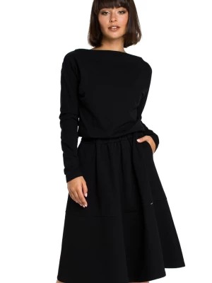 Zdjęcie produktu Rozkloszowana sukienka dresowa z gumką w pasie i kieszeniami czarna Be Active