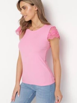 Zdjęcie produktu Różowa Bluzka Prążkowana z Koronkowymi Wstawkami i Cekinami Esmalde