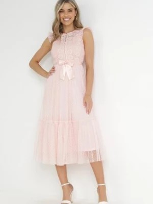 Zdjęcie produktu Różowa Koktajlowa Sukienka z Koronkową Górą i Tiulowym Dołem Sleda