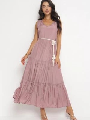 Zdjęcie produktu Różowa Rozkloszowana Sukienka Maxi z Plecionym Sznurkiem w Talii Ralica