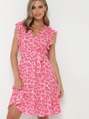 Zdjęcie produktu Różowa Rozkloszowana Sukienka z Falbankami i Wiązanym Paskiem Jemoti